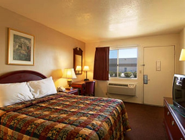 Park Avenue Inn & Suites image 15